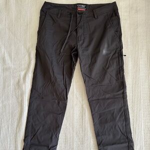 EVERYWHERE PANT - SLIM FIT